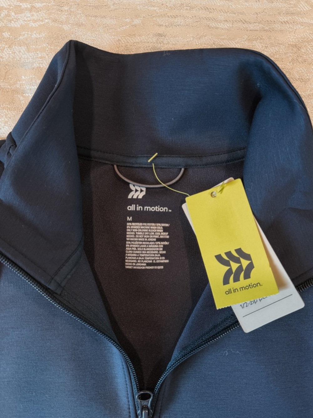 All in Motion Navy Blue 1/2 zip pullover sweatshirt NWT size M - Picture 4 of 6